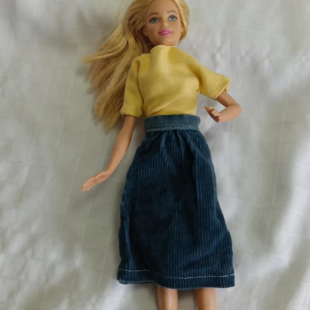 Handmade vintage Barbie kit, circa 1984 Skirt and shirt Without the doll